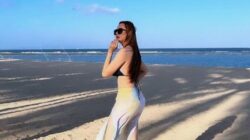 Potret Aura Kasih Bikini Hitam